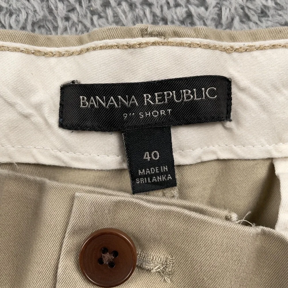 Banana Republic Shorts Mens 40 Khaki Chino Flat Front 9